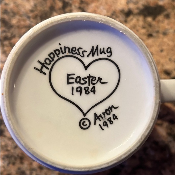 2 Avon cups ( Vintage ) one made in England - Picture 9 of 9